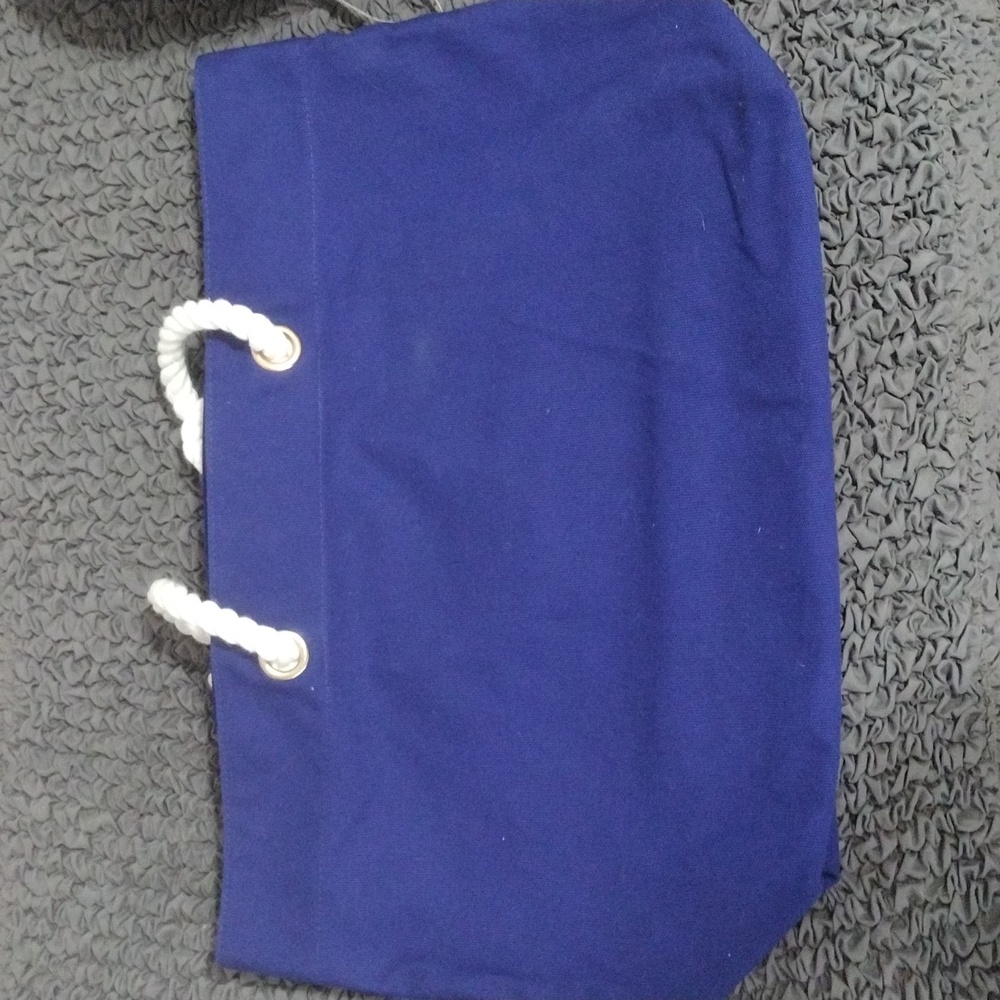 Seas The Day Tote View 2